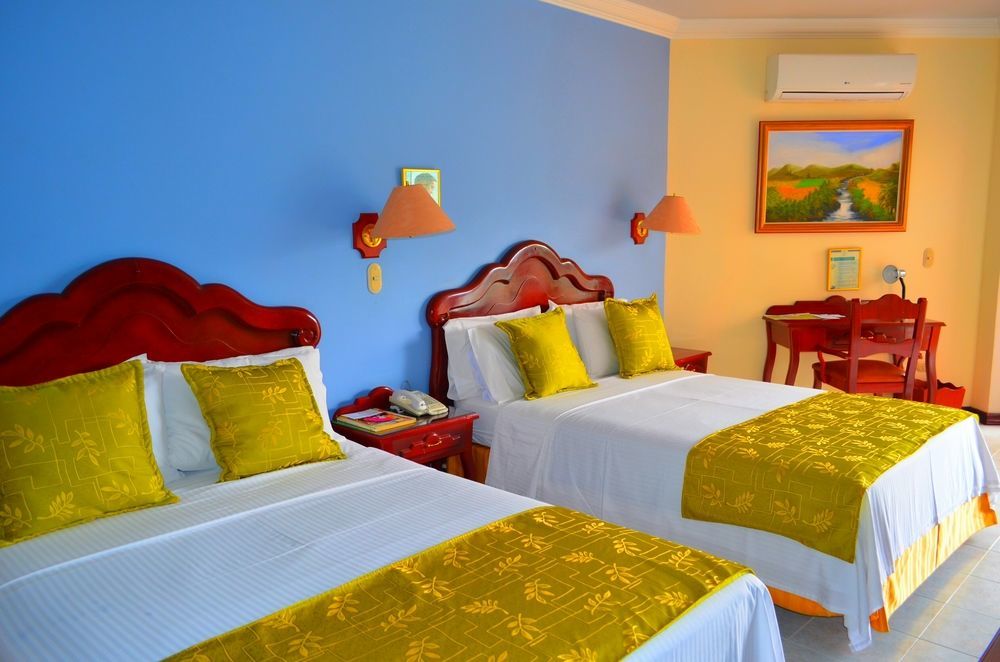 Casa Morales Hotel Internacional Y Centro De Convenciones Ibagué エクステリア 写真